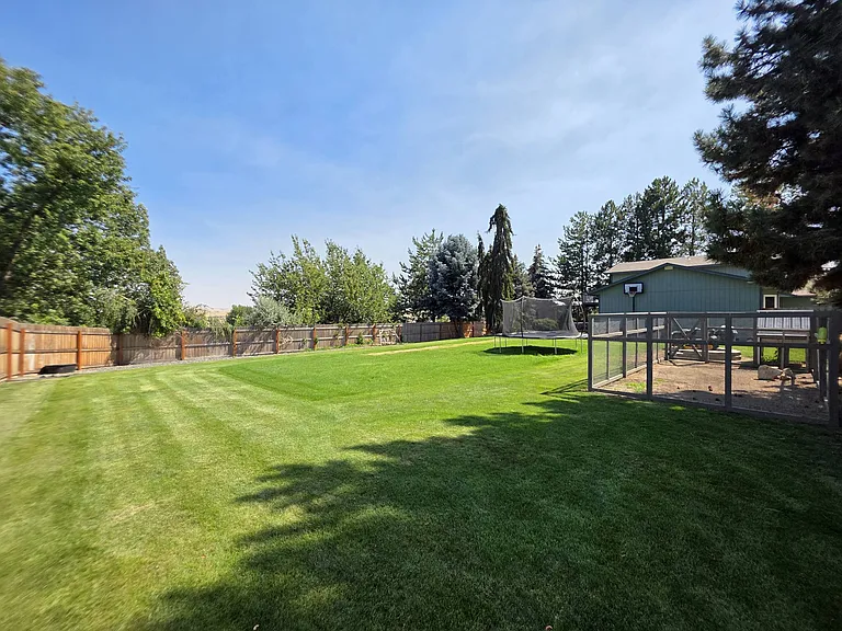 265 Joshua Rd — Photo 29