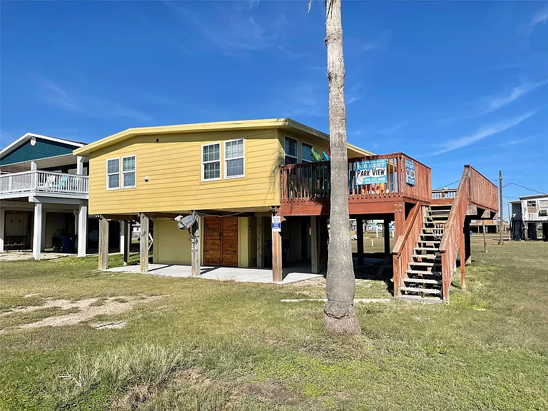 308 Parkview Rd — Photo 1