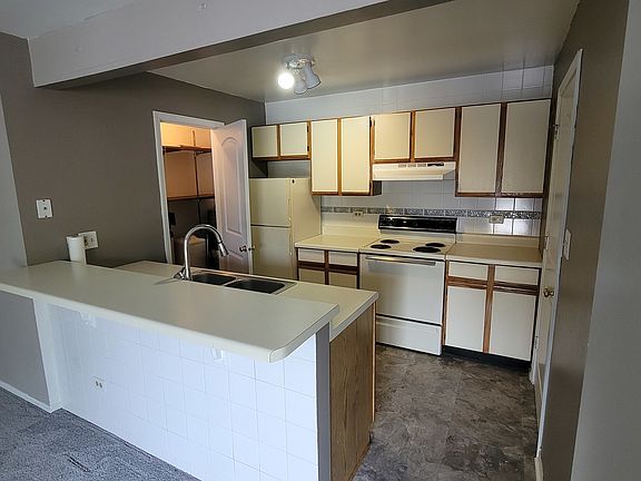 2nd image of 4404 W Shamrock Ln