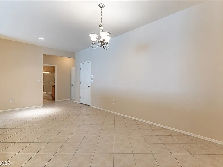 2362 Ecliptic St — Photo 6