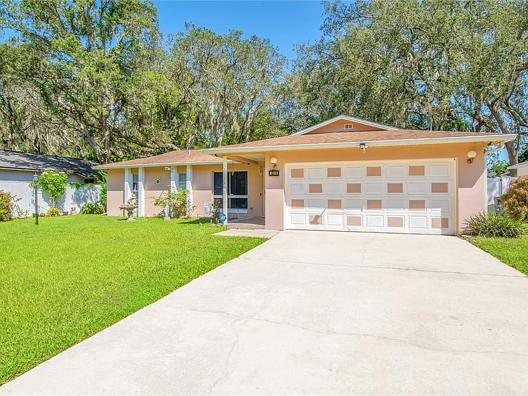 10119 Arbor Ridge Trl — Photo 1