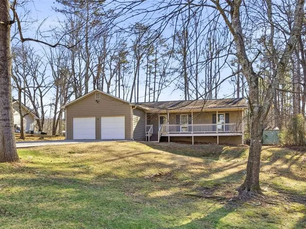 56 Park Ave E, Dallas, GA 30157