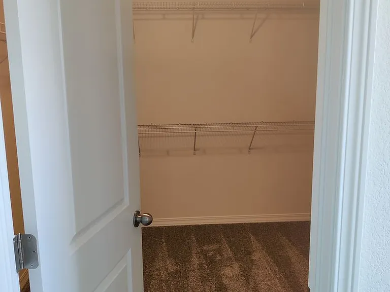 4649 Zircon Dr — Photo 27