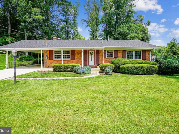 8634 Aberdeen Ct, Annandale, VA 22003