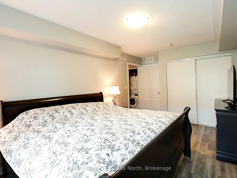 5 Anchorage Cres #102 — Photo 16