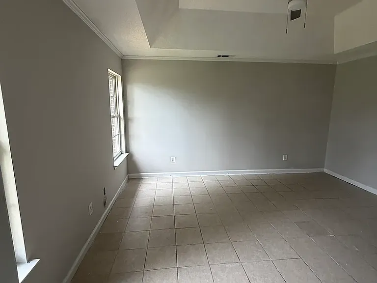 2208 Altman Way — Photo 6
