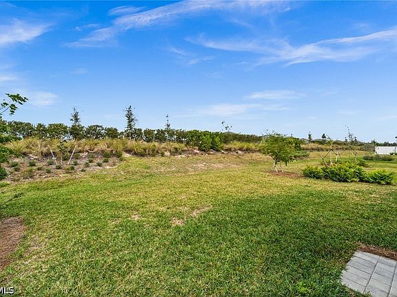 4th image of 44259 Saddlewood Ct