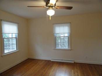 4th image of 618 Morris Dr