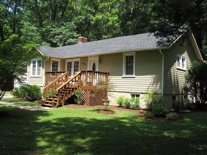 1st image of 1458 Pine Bluff Dr