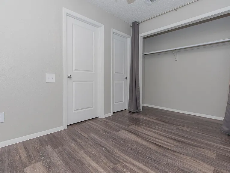 Arbor Trails Apartment Homes — Photo 20