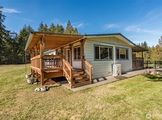 120 Walker Ranch Rd, Port Angeles, WA 98363