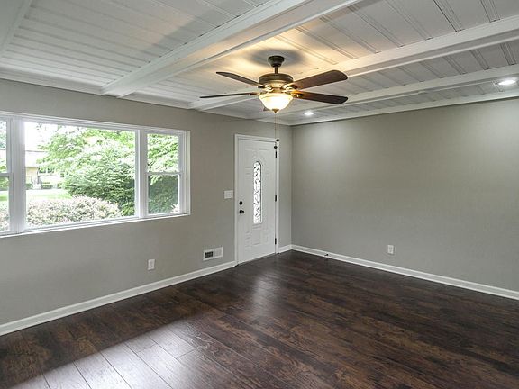 8609 Augustine Way-13