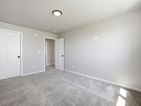 5th image of 2600 74th Ave S