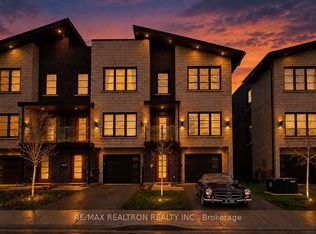 3 Spring Ln #C, Brantford, ON N3T4M2