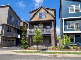 14205 SW Compass Dr, Beaverton, OR 97005