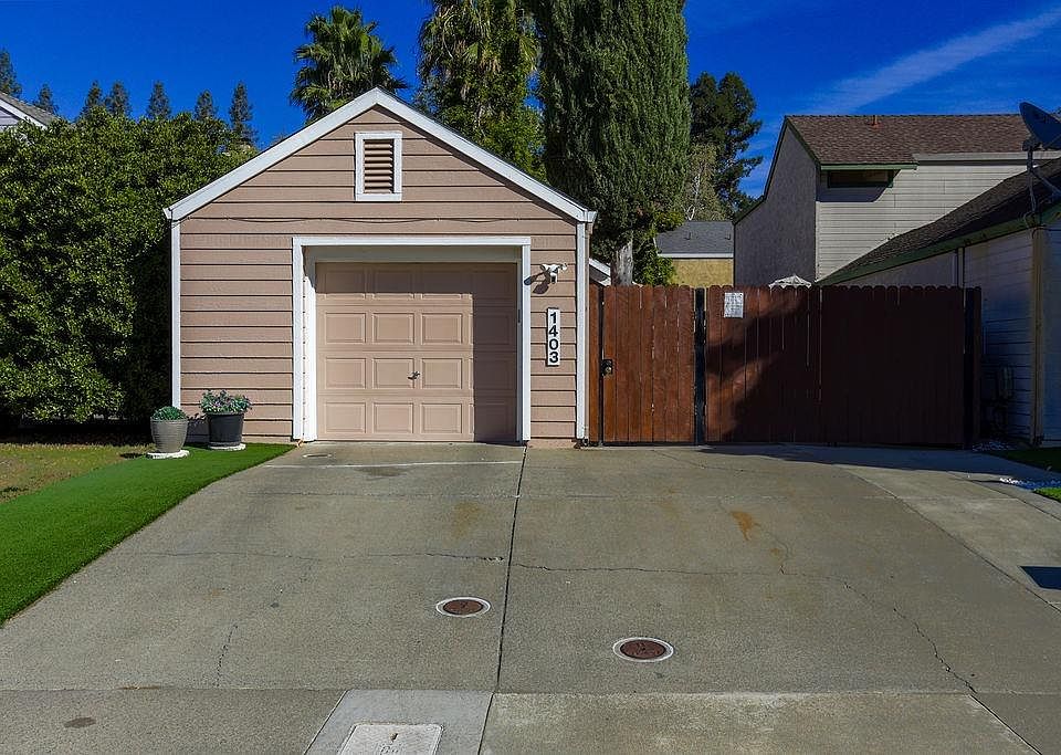1st image of 1403 Helmsman Way