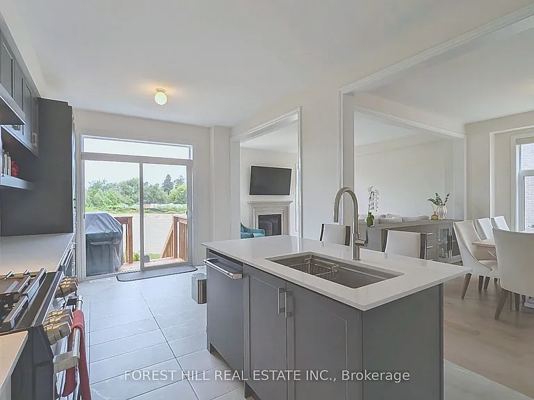 1362 Davis Loop — Photo 13