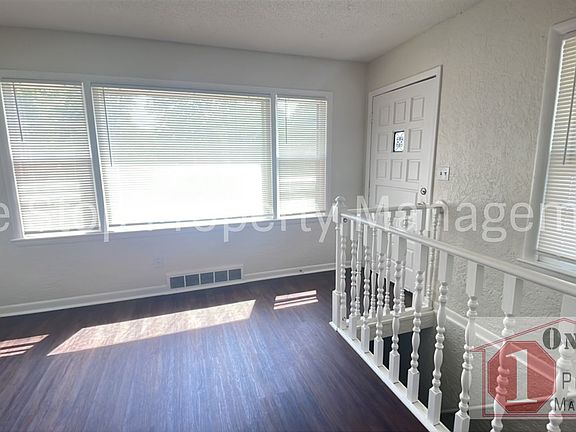 3rd image of 7120 Main St