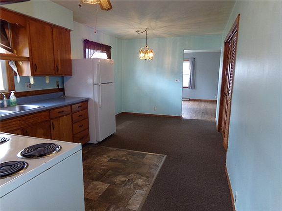 3rd image of 544 Bloomfield Ave