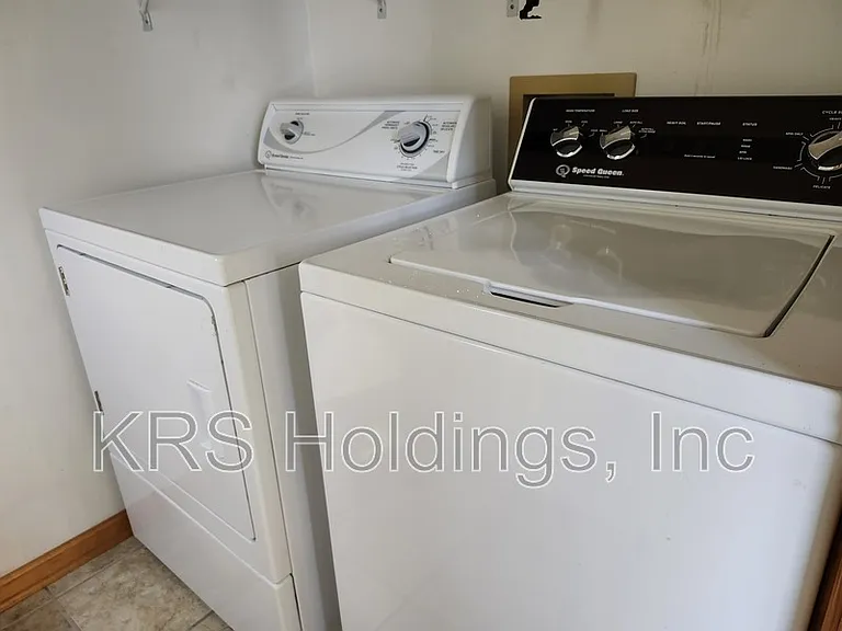 82 Summerfield Dr — Photo 17