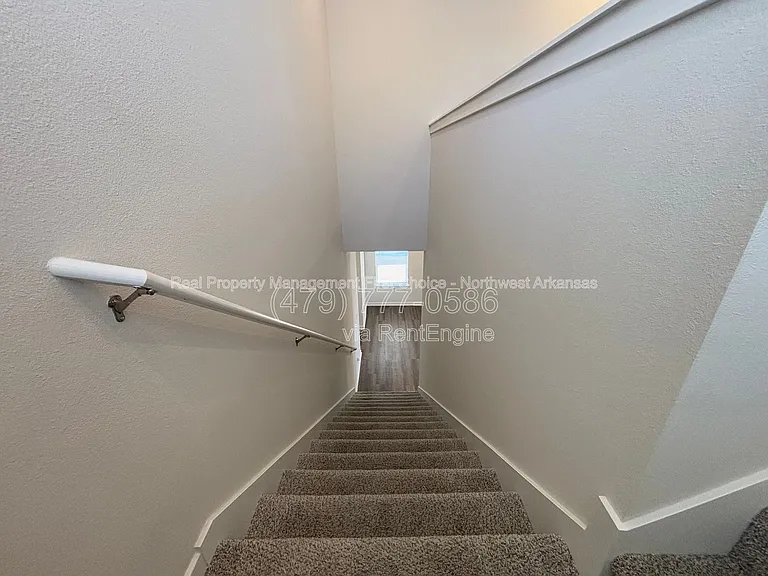 4802 W Planetree St — Photo 16