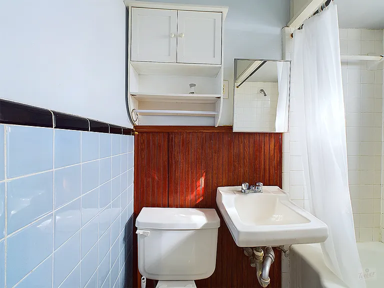 3006 Duval St #3 — Photo 14