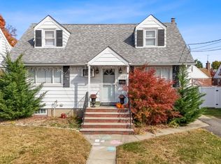 184 Lexington Ave, Paterson, NJ 07502