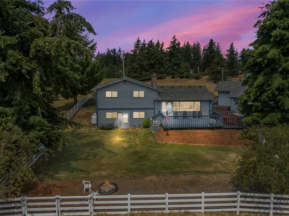 22011 40th Street E, Buckley, WA 98321
