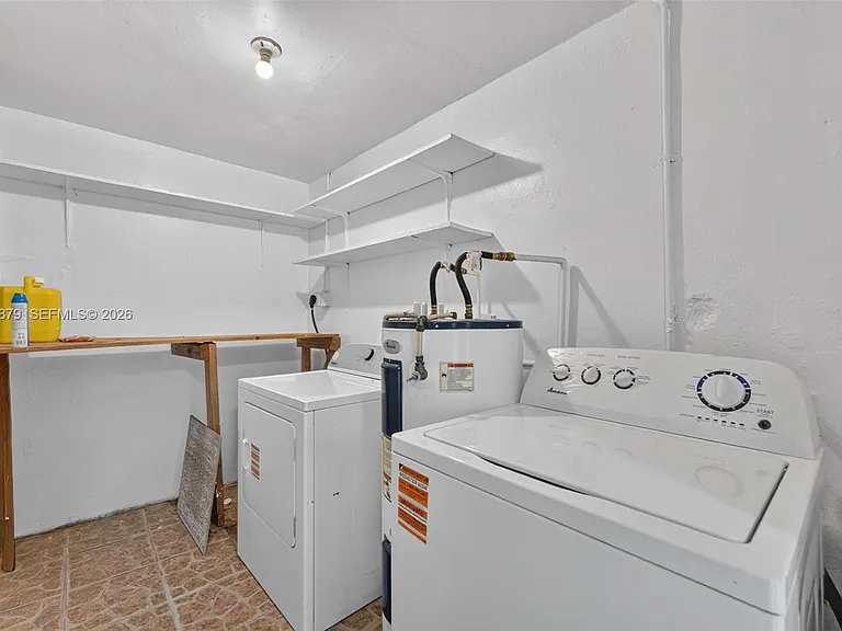 2420 NW 141st St — Photo 11