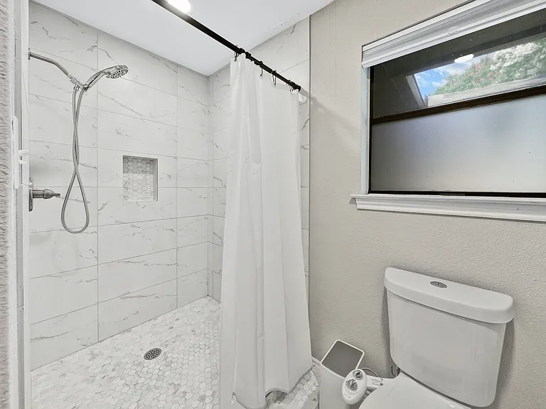 1522 Springtree Cir — Photo 15