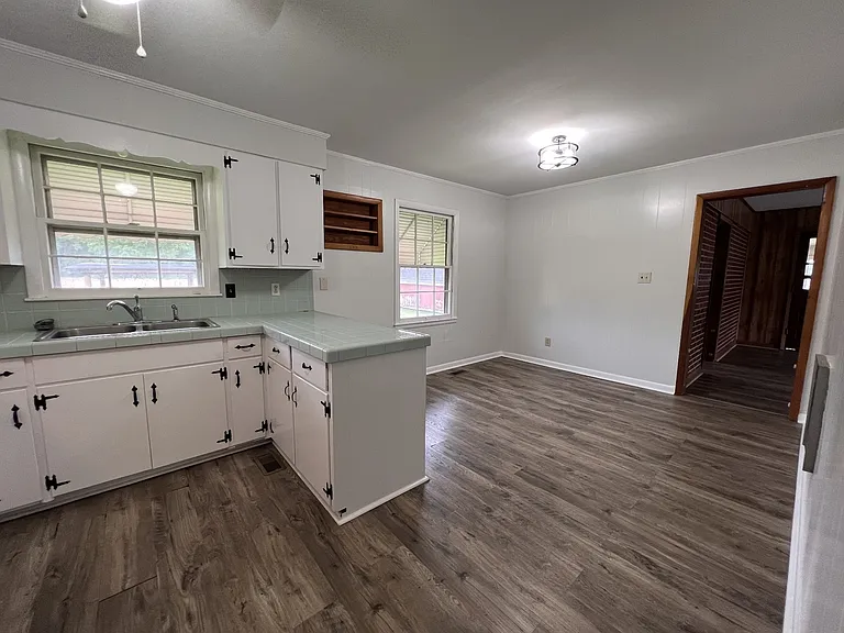2398 Turkey Creek Rd — Photo 6