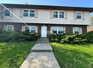 5831 Creekview Ct W #2, Portage, IN 46368