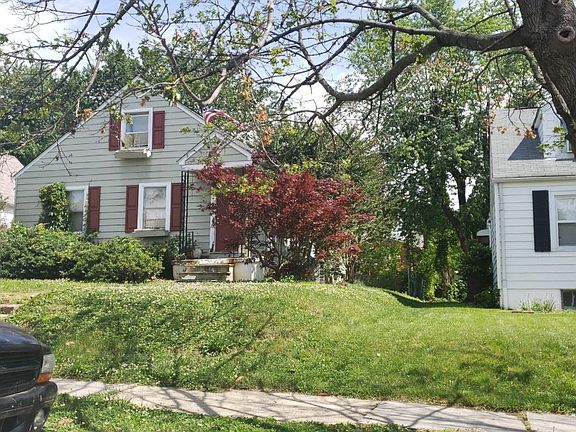 2nd image of 2718 Chesley Ave