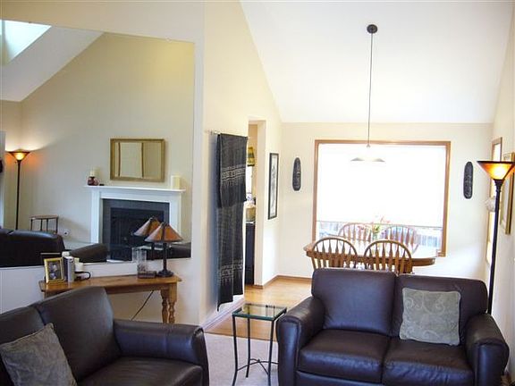 5563 NW Deerfield - Living Room