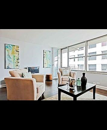 3rd image of 1000 N Lake Shore Dr APT 1807