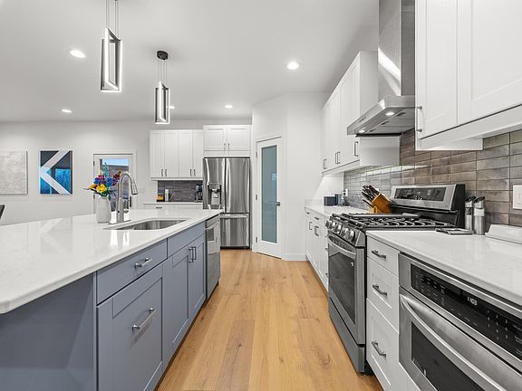 5th image of 1804 Aspen Cir SW
