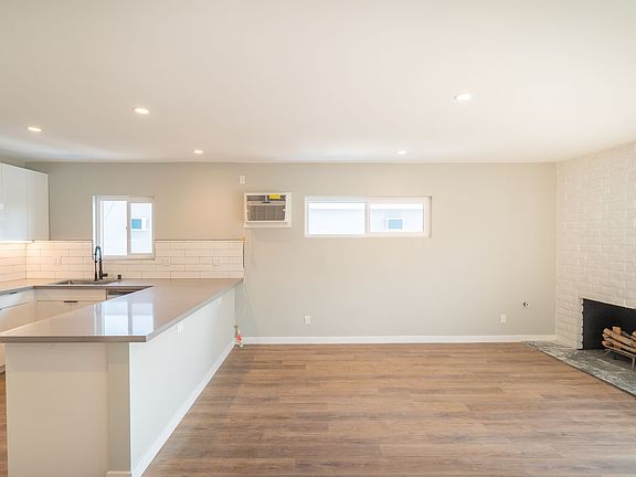4th image of 4511-4517 Prospect Ave #2