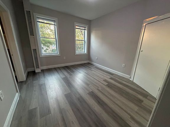 4th image of 6119 Park Ave #B44