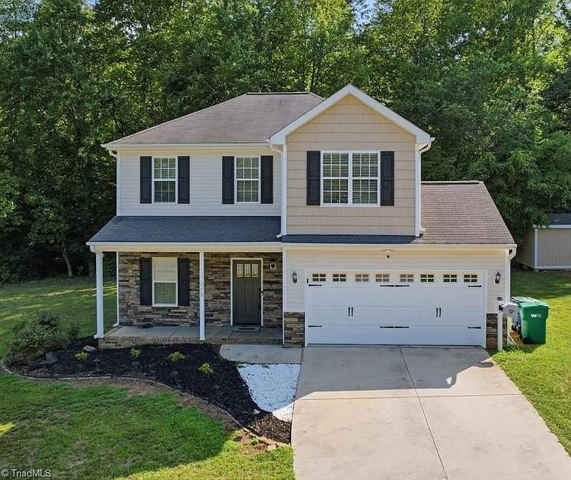 1st image of 152 Tree Top Ln