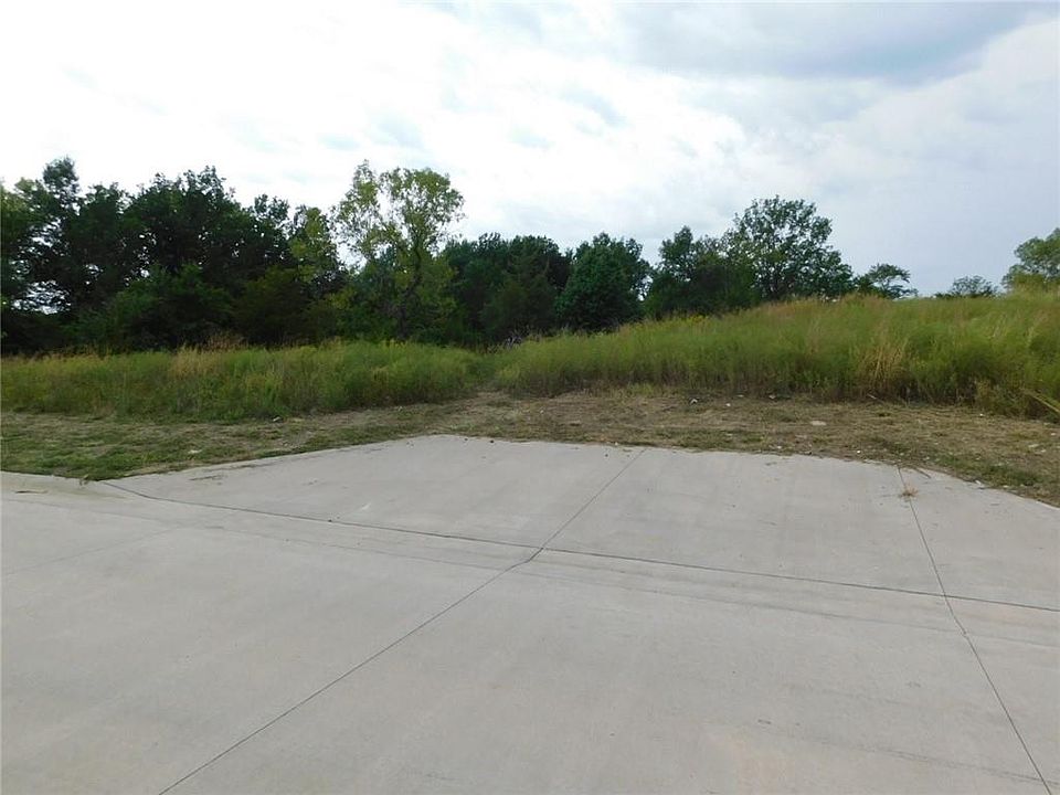 1st image of 0 W 29th St