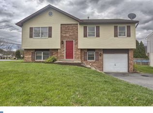 5084 Painted Sky Rd, Reading, PA 19606