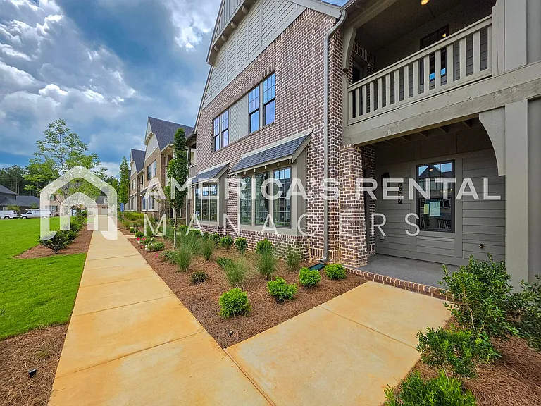 4422 Foxcote Ln — Photo 6