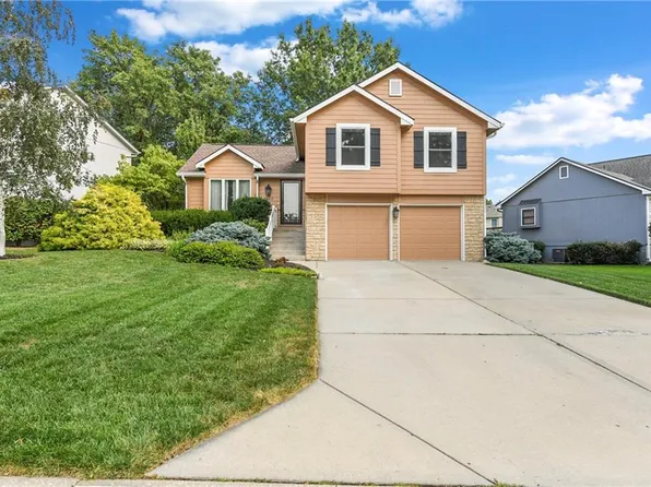 15017 W 123rd Ter, Olathe, KS 66062