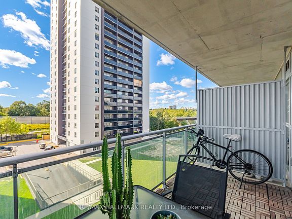 4th image of 2464 Weston Rd #505