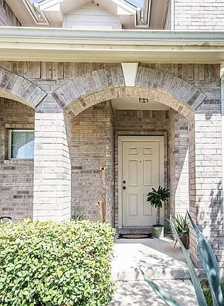 4th image of 1404 Reagan Wells Dr