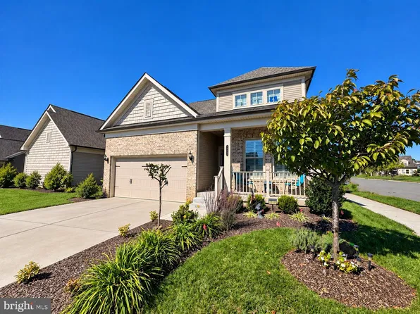 6860 Moonstone Peony Ln, Haymarket, VA 20169