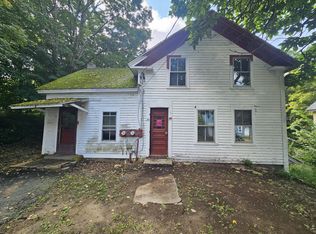 28 Carpenter St, Warren, MA 01083