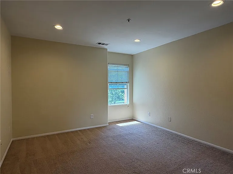 6045 Medinah St — Photo 23