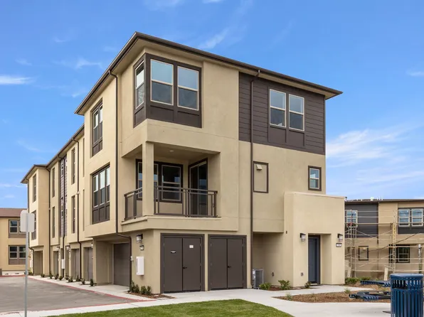 338 Summer Breeze Way, Oceanside, CA 92057