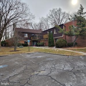 904 Meadow Woods Ln, Lawrence Township, NJ, 08648